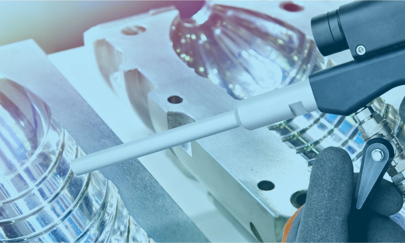 Plastikársky priemysel