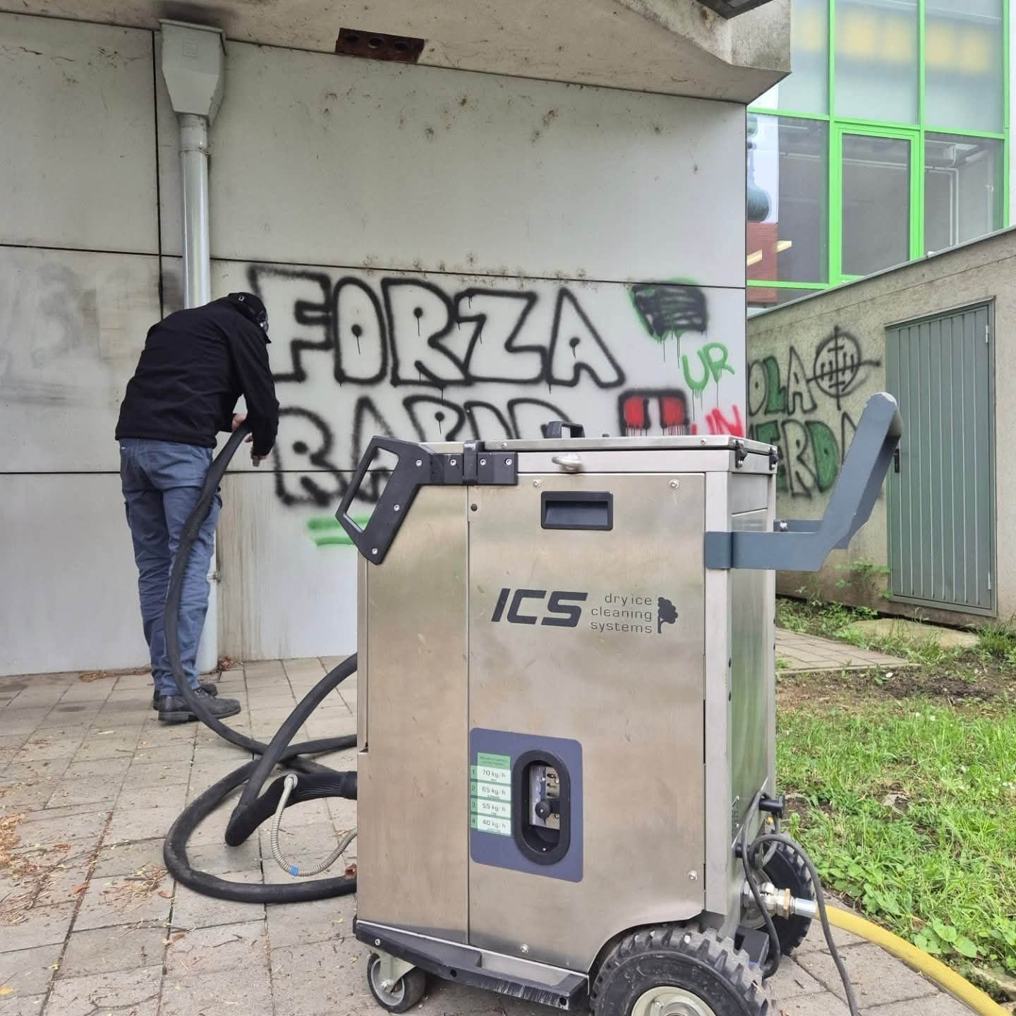 RENOVÁCIA/UPRATOVACIE SLUŽBY